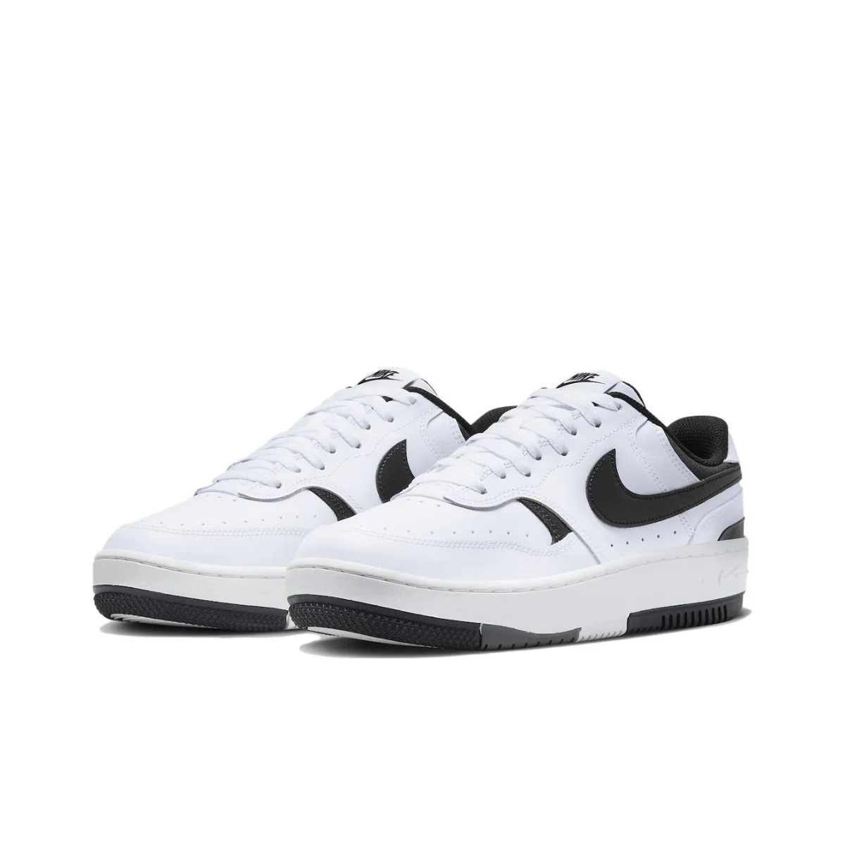 Nike Sneakers Black&White